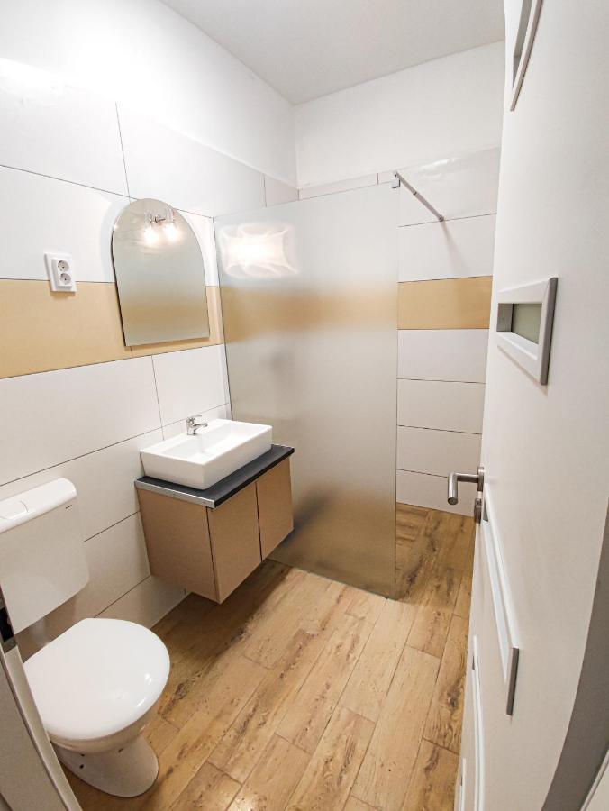 Hotel Harmonia Vendeghaz à Szeged Extérieur photo