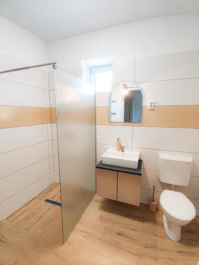 Hotel Harmonia Vendeghaz à Szeged Extérieur photo