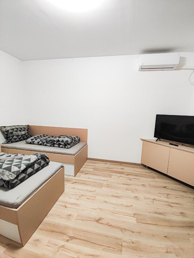 Hotel Harmonia Vendeghaz à Szeged Extérieur photo
