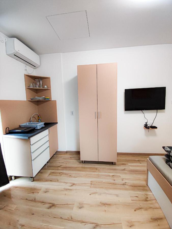 Hotel Harmonia Vendeghaz à Szeged Extérieur photo